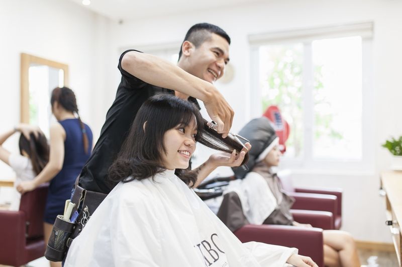 Salon tóc Nhật Umboo